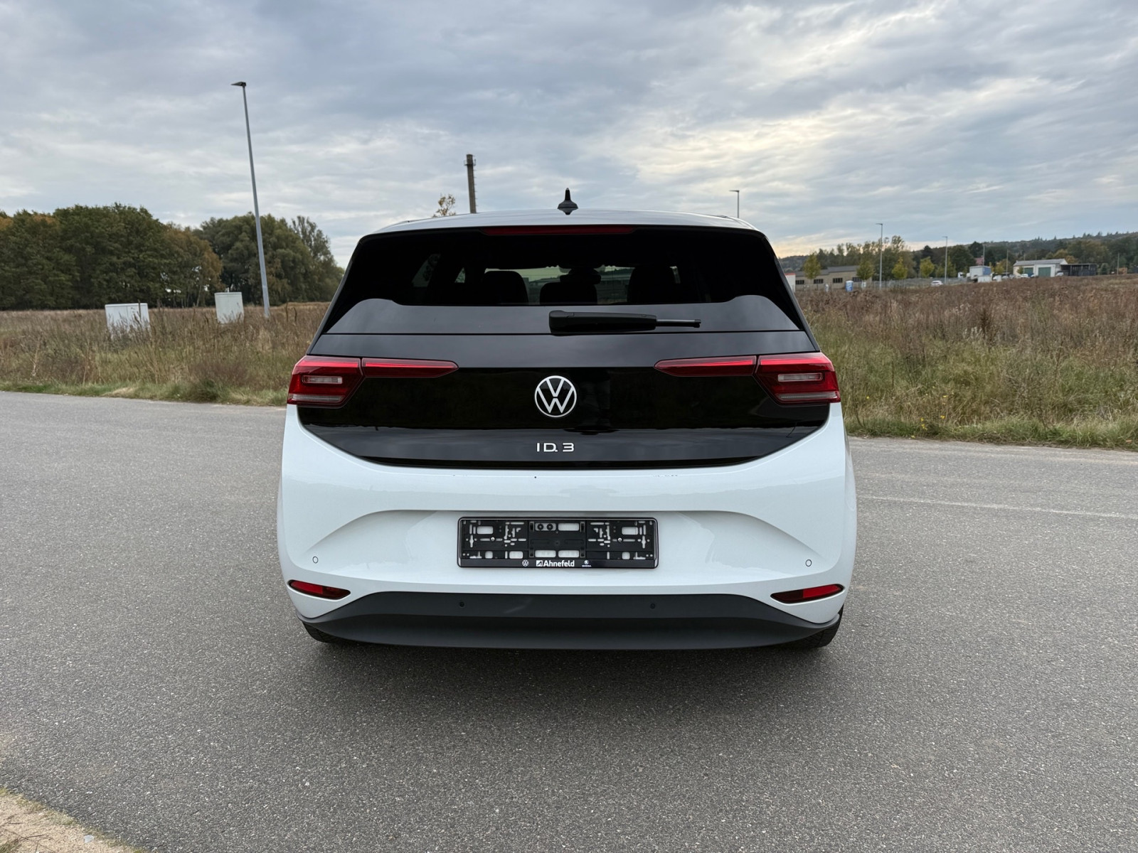 VW ID.3 Pro Business SHZ KAMERA NAVI ACC MATRIX-LED – fünftes Bild des Fahrzeugs