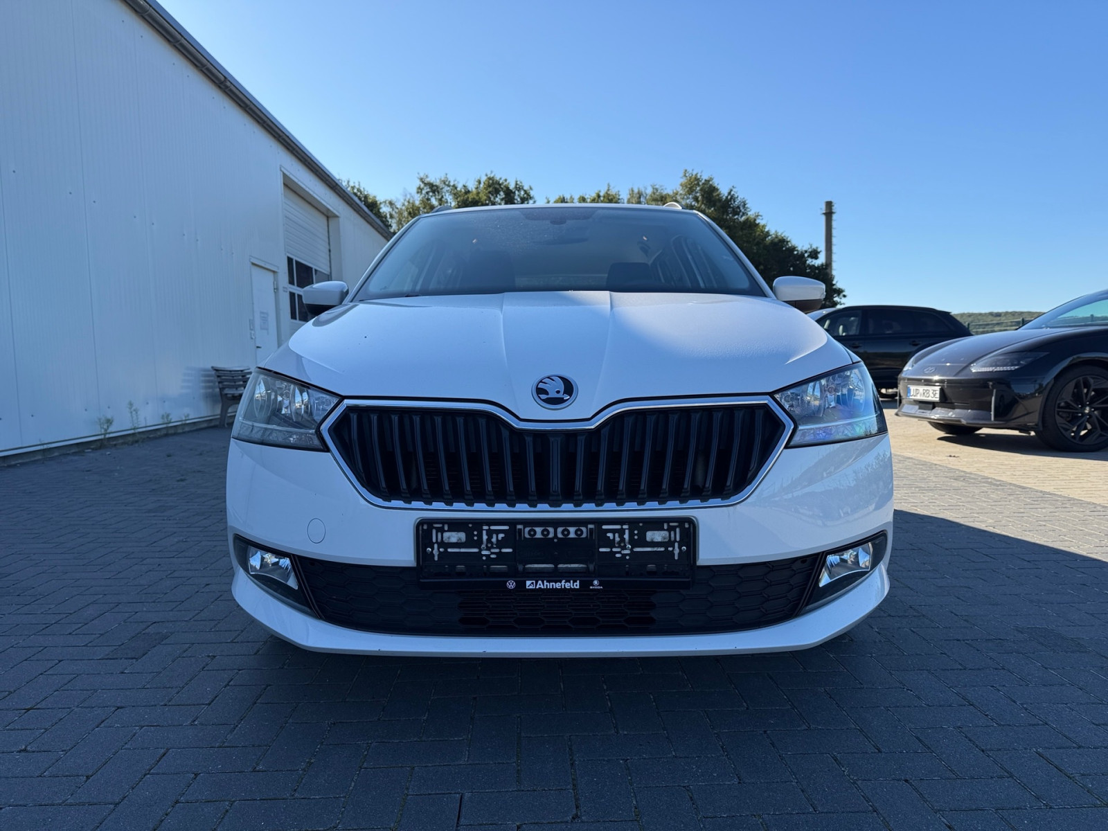 SKODA Fabia Combi 1.0 TSI Active KLIMA PDC SHZ FACEL. – zweites Bild des Fahrzeugs