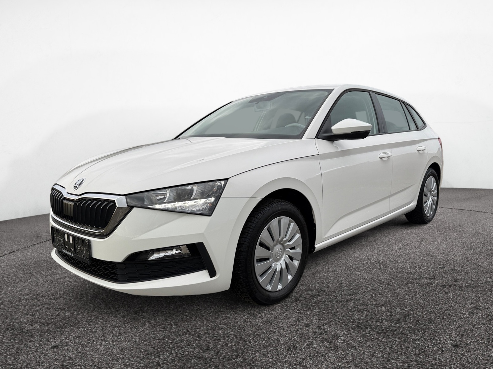 SKODA Scala 1.0 TSI Cool Plus CLIMATIZACIÓN ASIENTO PDC - primera foto del coche