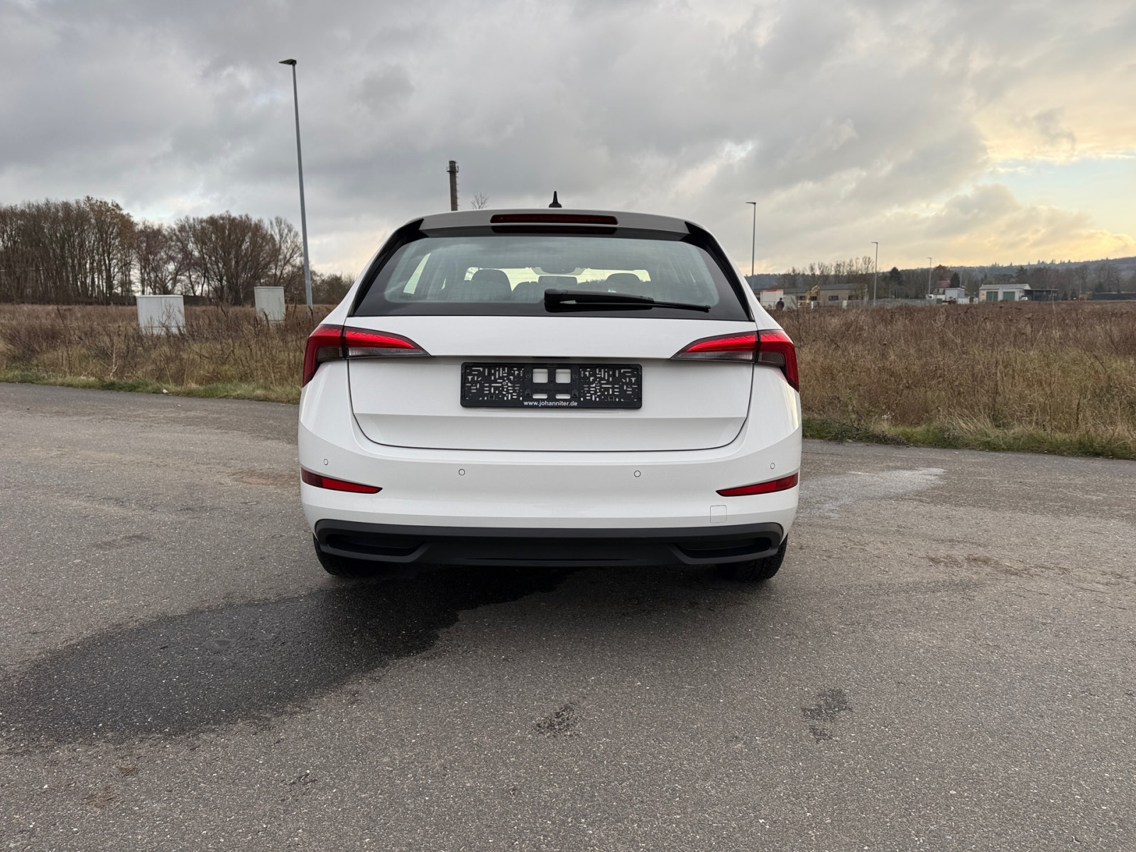SKODA Scala 1.0 TSI Cool Plus CLIMATIZACIÓN ASIENTO PDC - quinta foto del coche