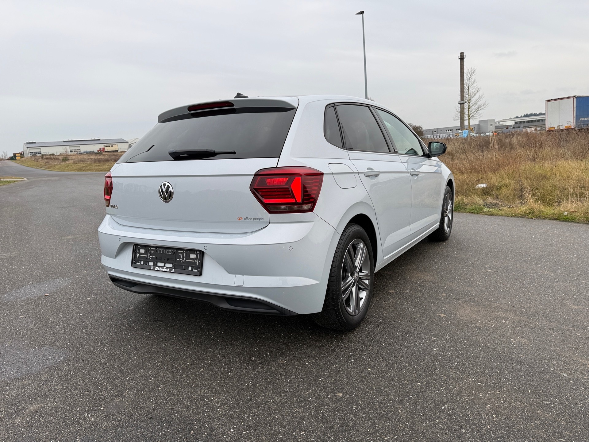 VW Polo 1.0 United – viertes Bild des Fahrzeugs