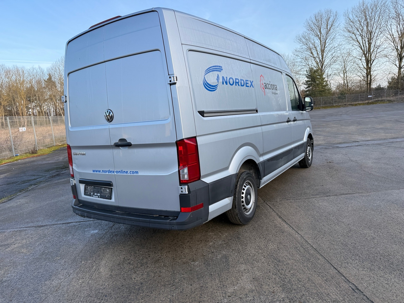 VW Crafter 35 2.0 TDI Trendline L2H2 FWD – viertes Bild des Fahrzeugs