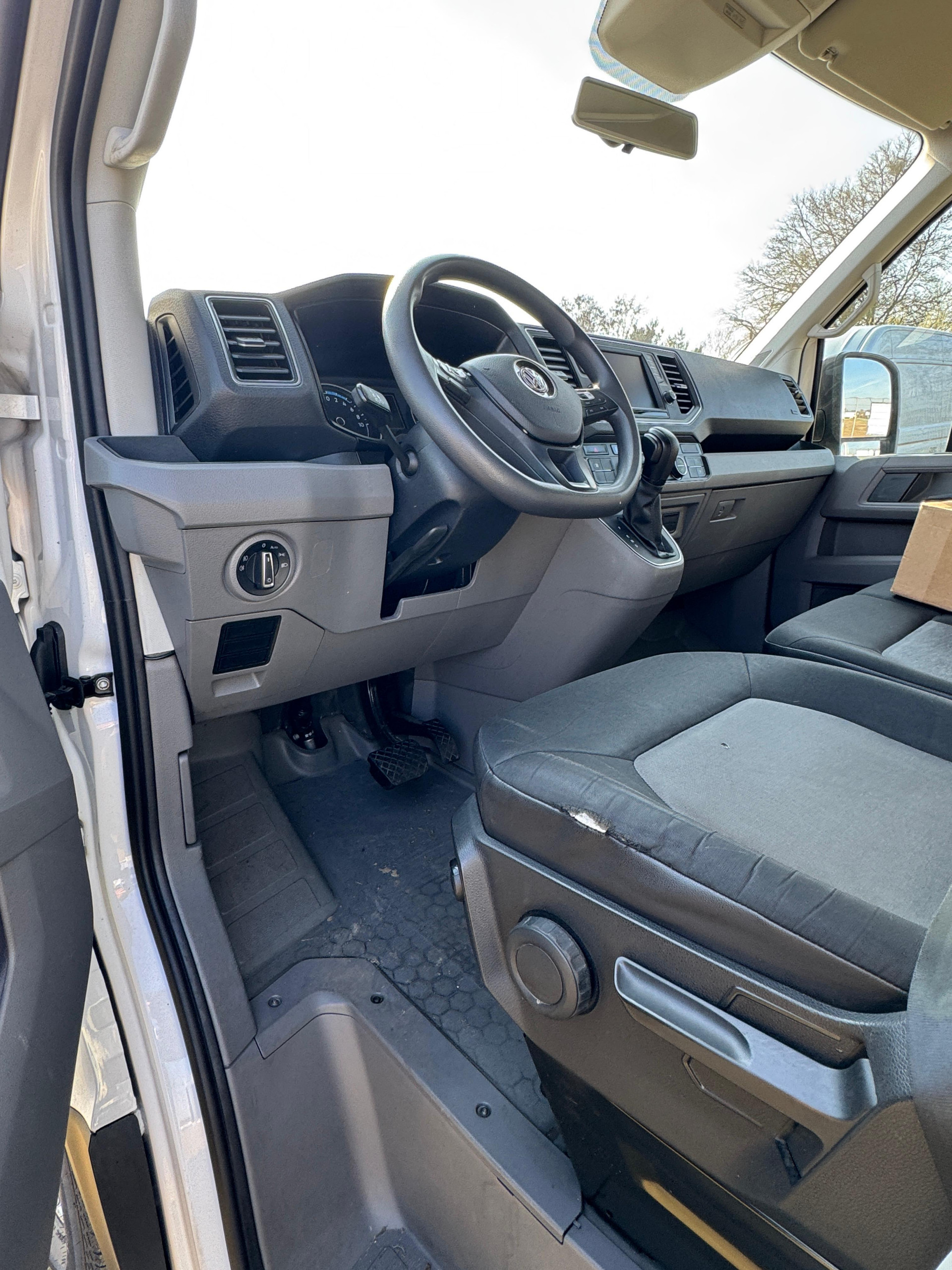 VW e-Crafter L2H2 FWD HV-Batterie 35,8 kWh – fünftes Bild des Fahrzeugs