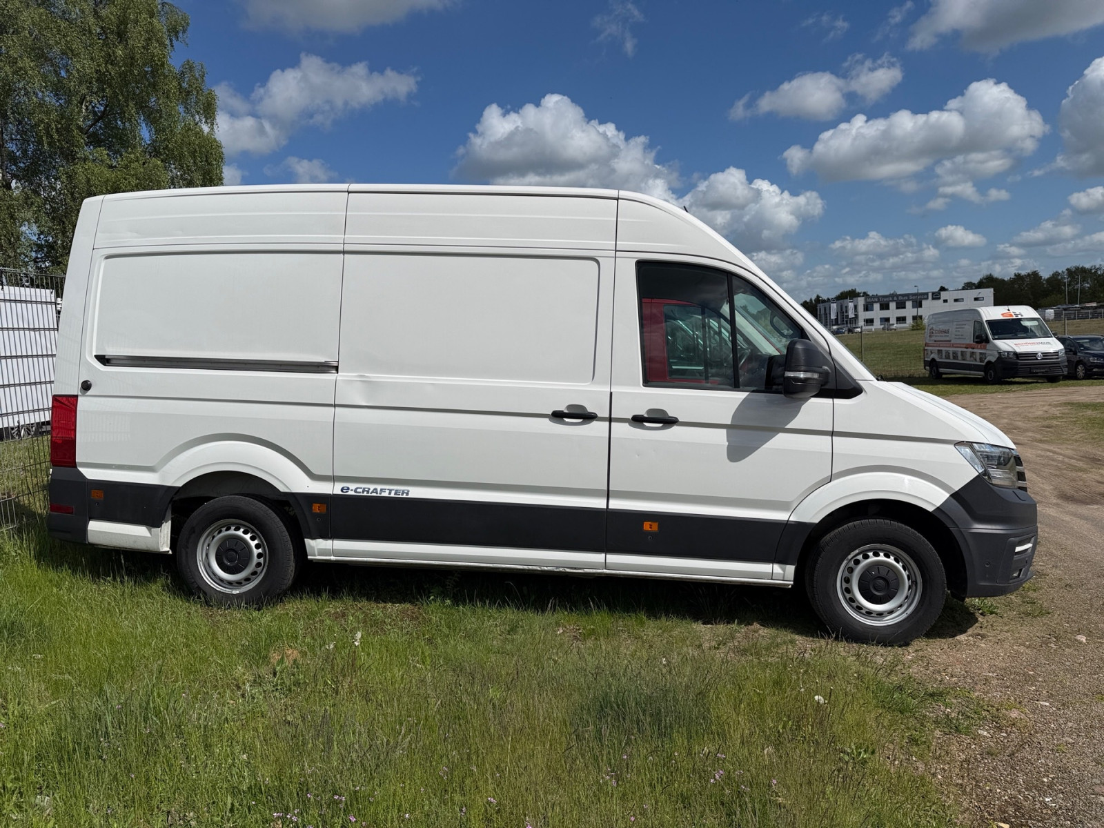 VW e-Crafter L2H2 FWD HV-Batterie 35,8 kWh – drittes Bild des Fahrzeugs