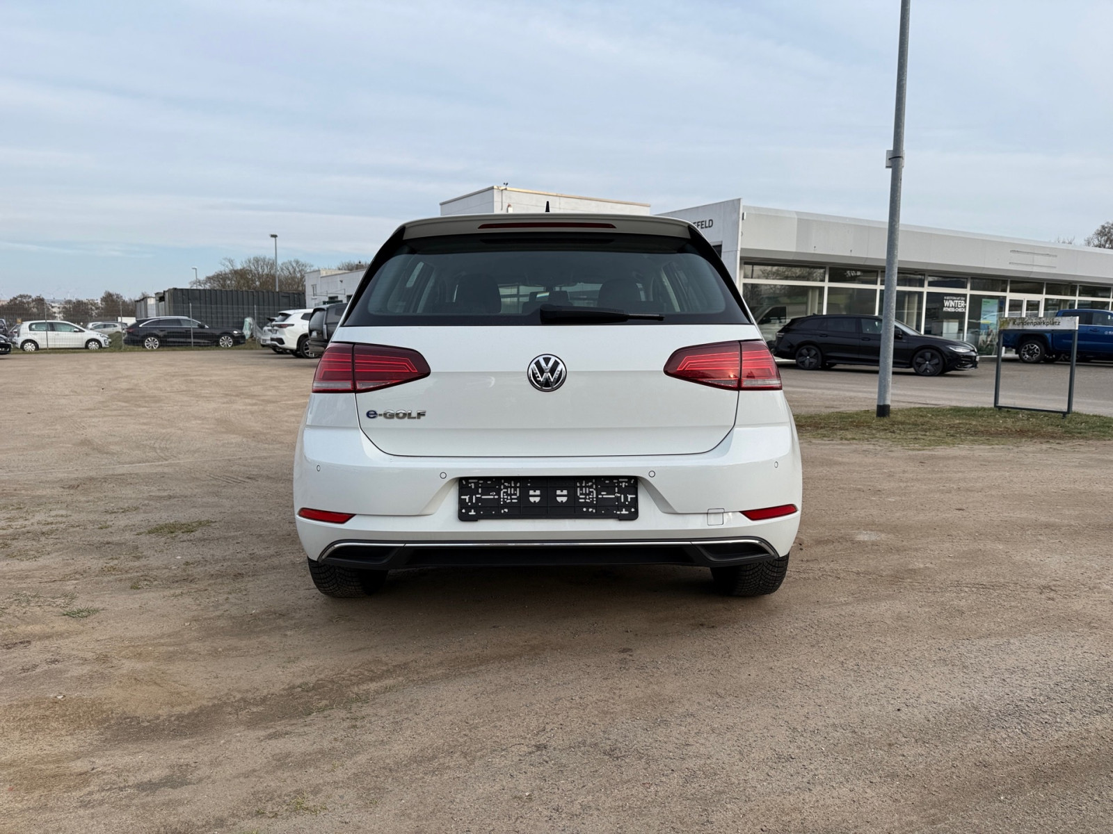 VW Golf VII e-Golf – fünftes Bild des Fahrzeugs